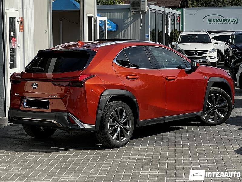 Lexus UX 200 2018 — Миниатюра 3