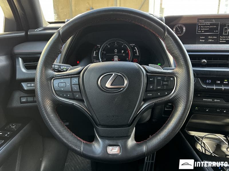 Lexus UX 200 2018 — Миниатюра 8