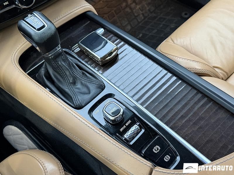 Volvo XC 90 2016 — Миниатюра 16