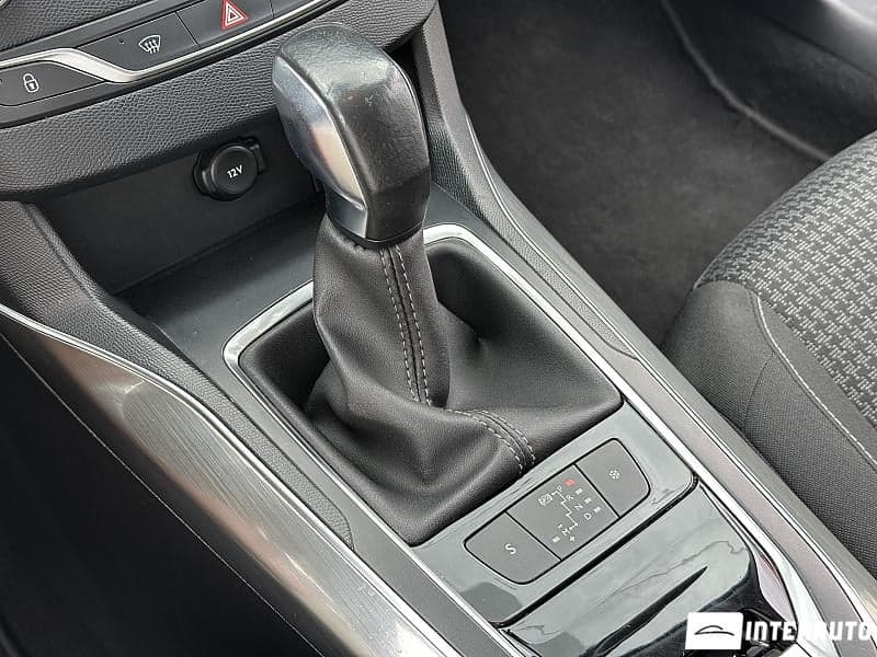 Peugeot 308 2019 — Миниатюра 12