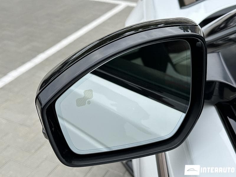 Land Rover Range Rover Velar 2019 — Миниатюра 20