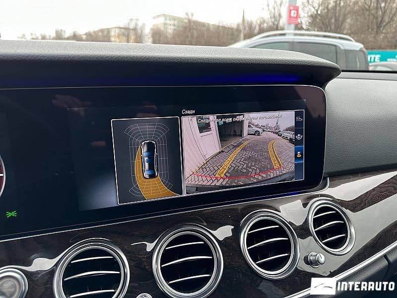 Mercedes E 200 2016 — Миниатюра 12