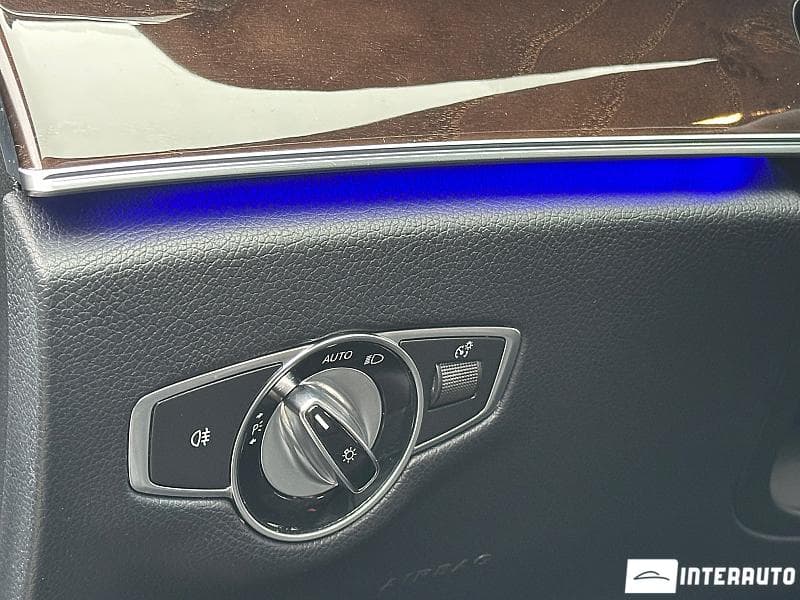Mercedes E 200 2016 — Миниатюра 14