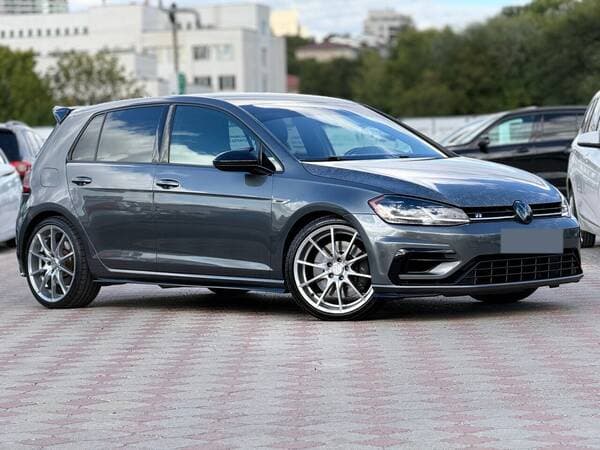 2018 Volkswagen Golf R — Miniatură 4