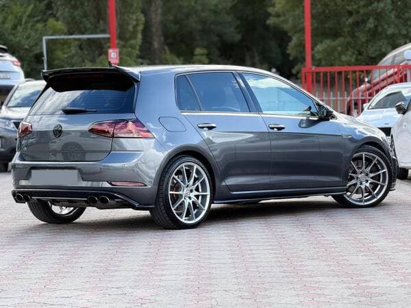 2018 Volkswagen Golf R — Miniatură 2