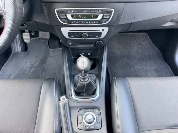 2015 Renault Megane — Miniatură 14