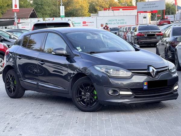 2015 Renault Megane — Miniatură 2