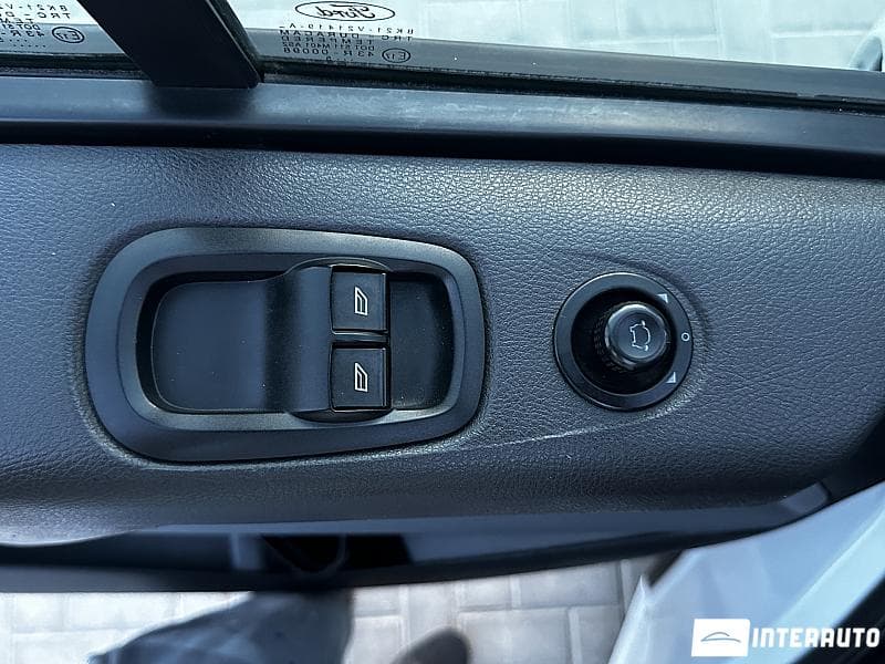Ford Transit 2015 — Миниатюра 6
