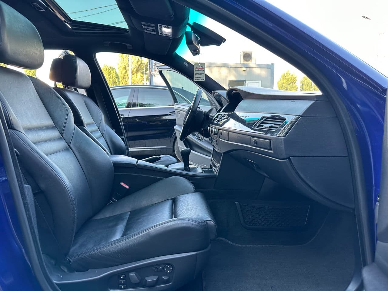 BMW M5 2008 — Миниатюра 28