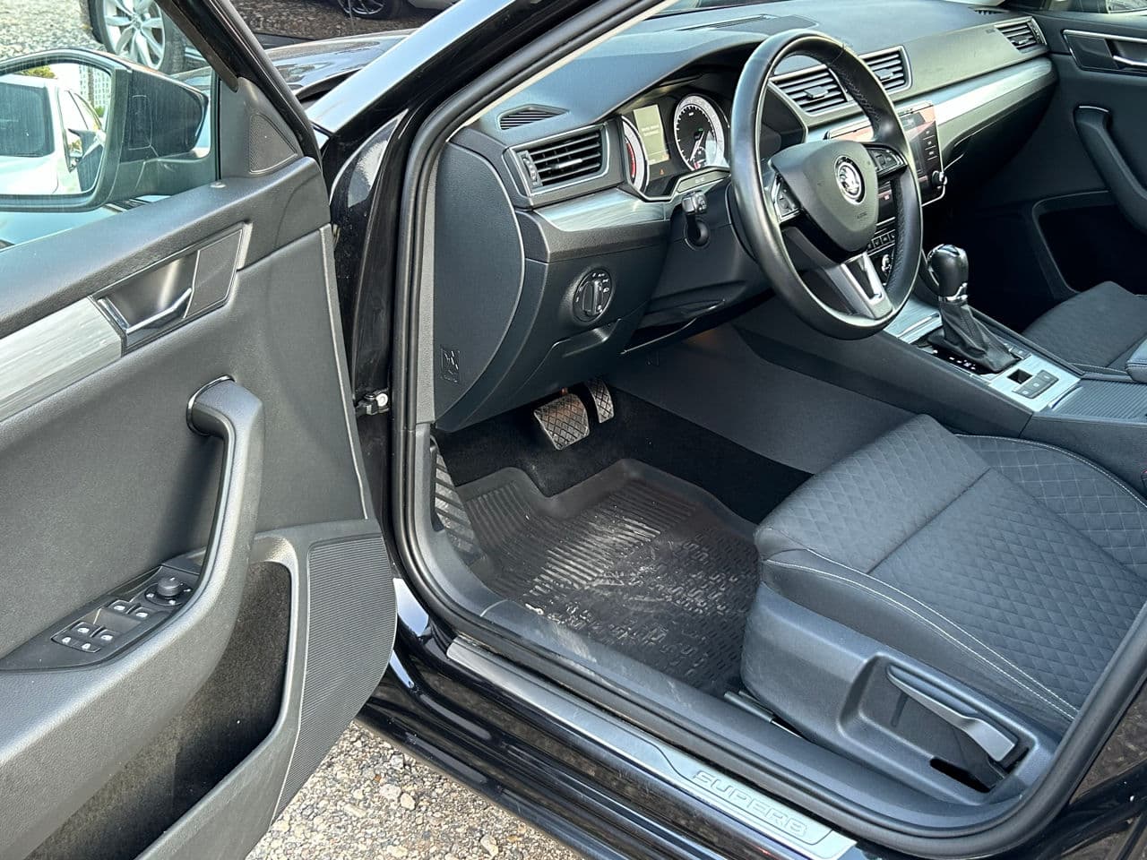 Skoda Superb 2020 — Миниатюра 7