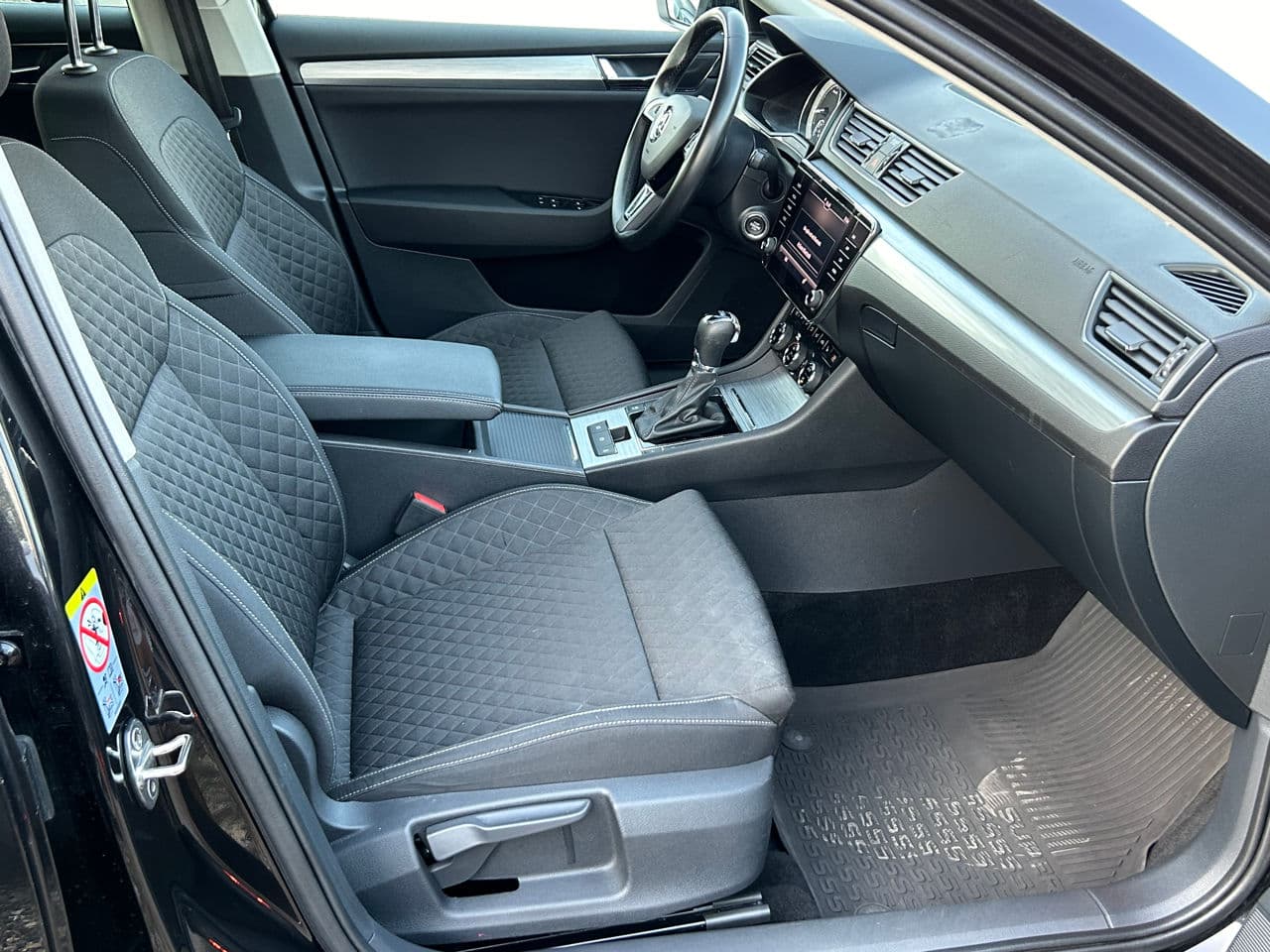 Skoda Superb 2020 — Миниатюра 17