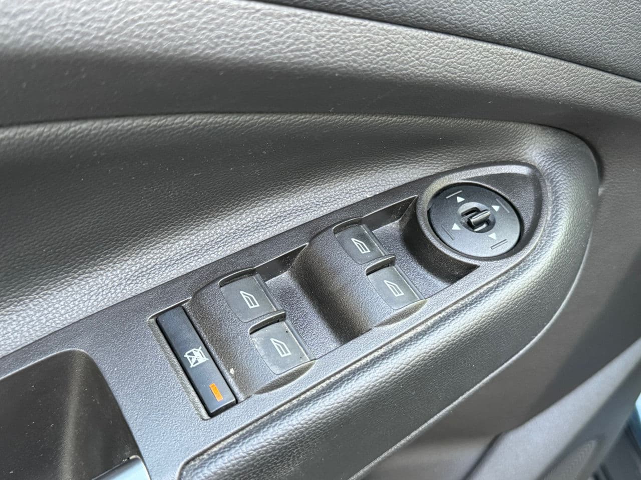 Ford Escape 2018 — Миниатюра 14