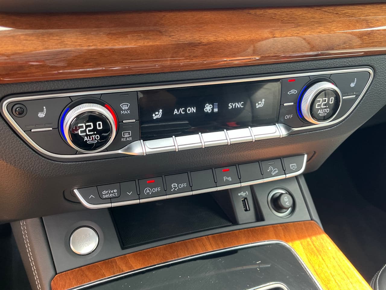 Audi Q5 2022 — Миниатюра 19