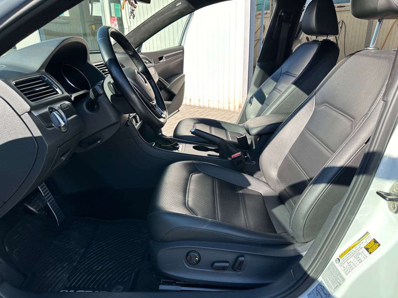 Volkswagen Passat 2016 — Миниатюра 5