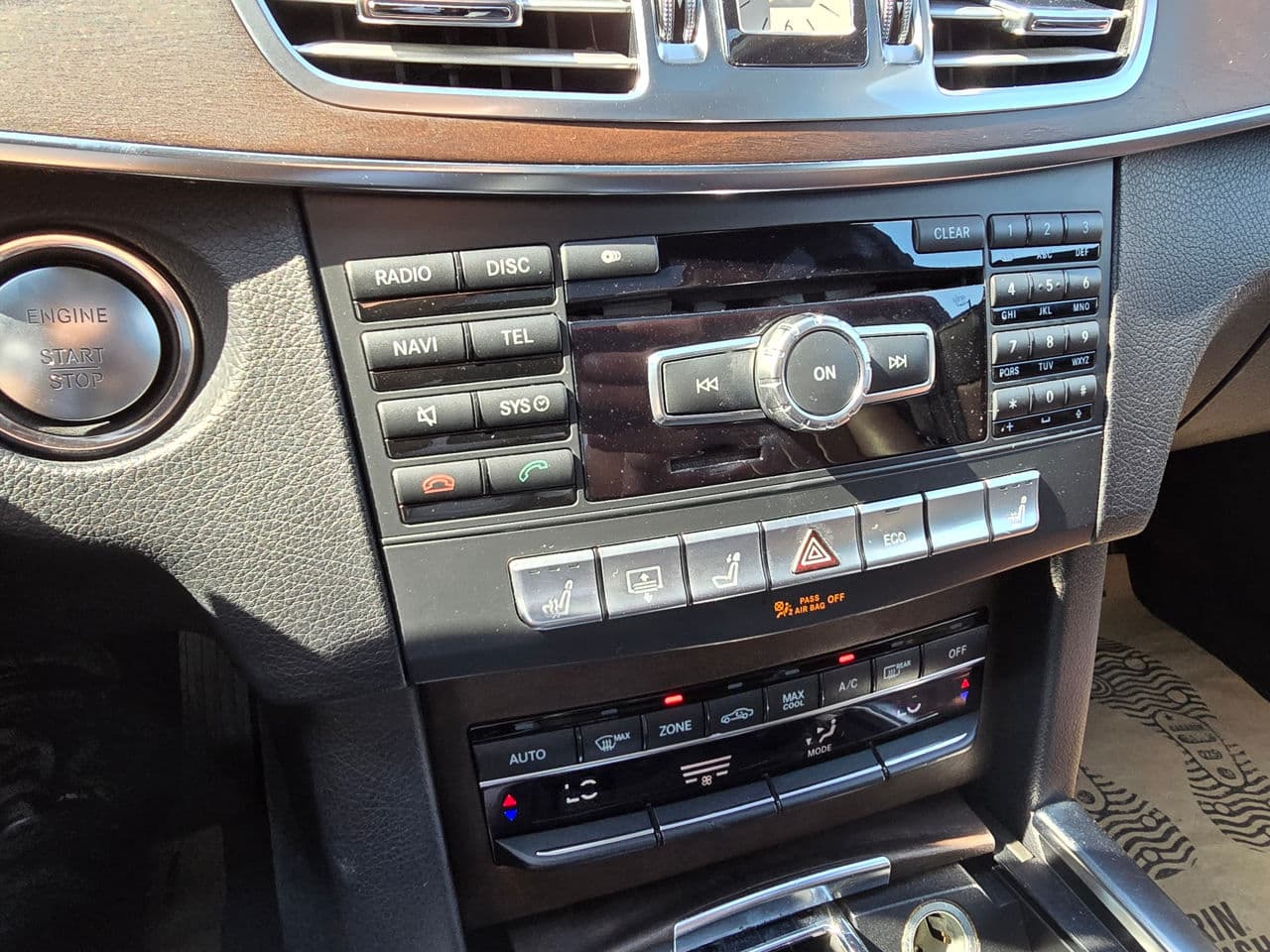 Mercedes E 250 2013 — Миниатюра 15