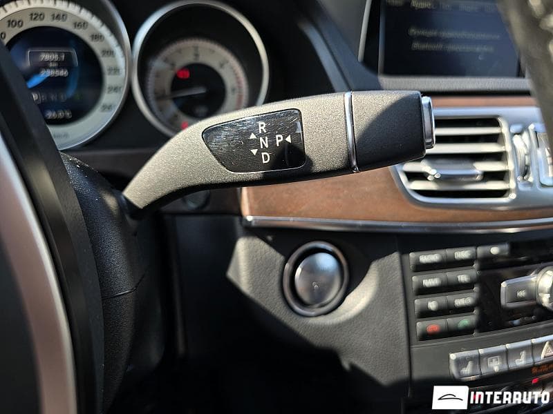 Mercedes E 250 2013 — Миниатюра 11