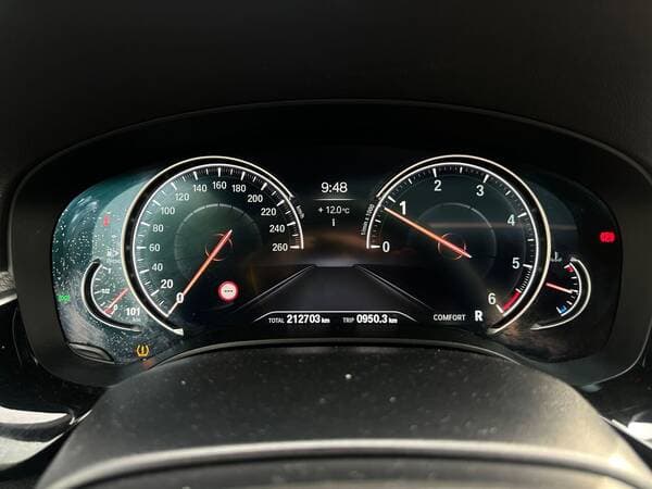 2018 BMW 520 — Miniatură 11