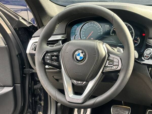 2018 BMW 520 — Miniatură 10