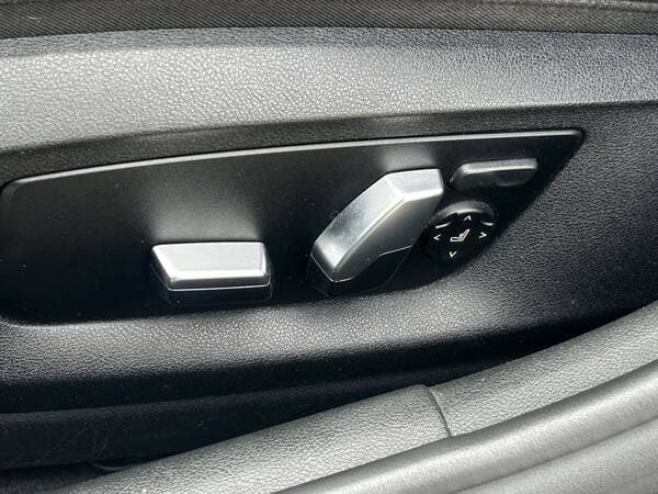 2018 BMW 520 — Miniatură 23