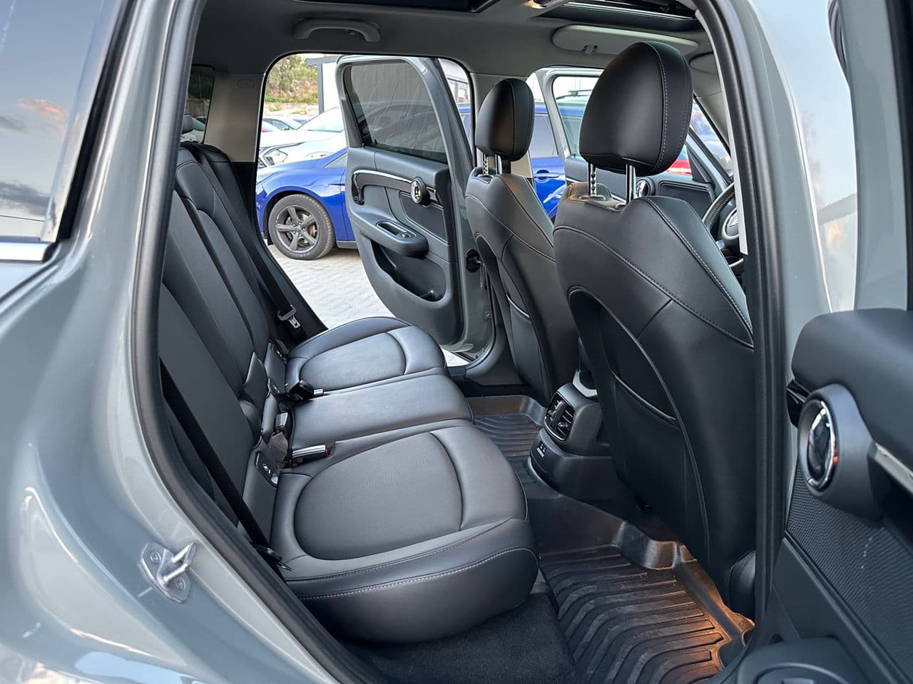 Mini Countryman Cooper S 2022 — Миниатюра 16