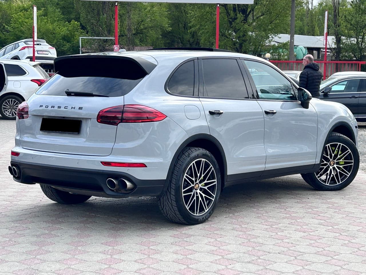 Porsche Cayenne S Hybrid 2016 — Миниатюра 2