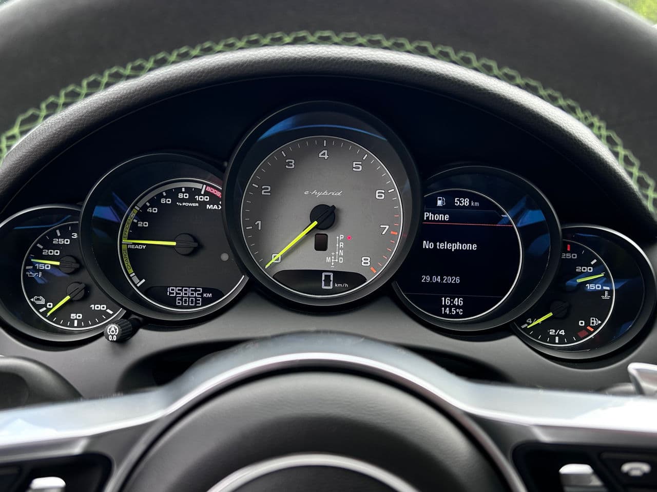 Porsche Cayenne S Hybrid 2016 — Миниатюра 10