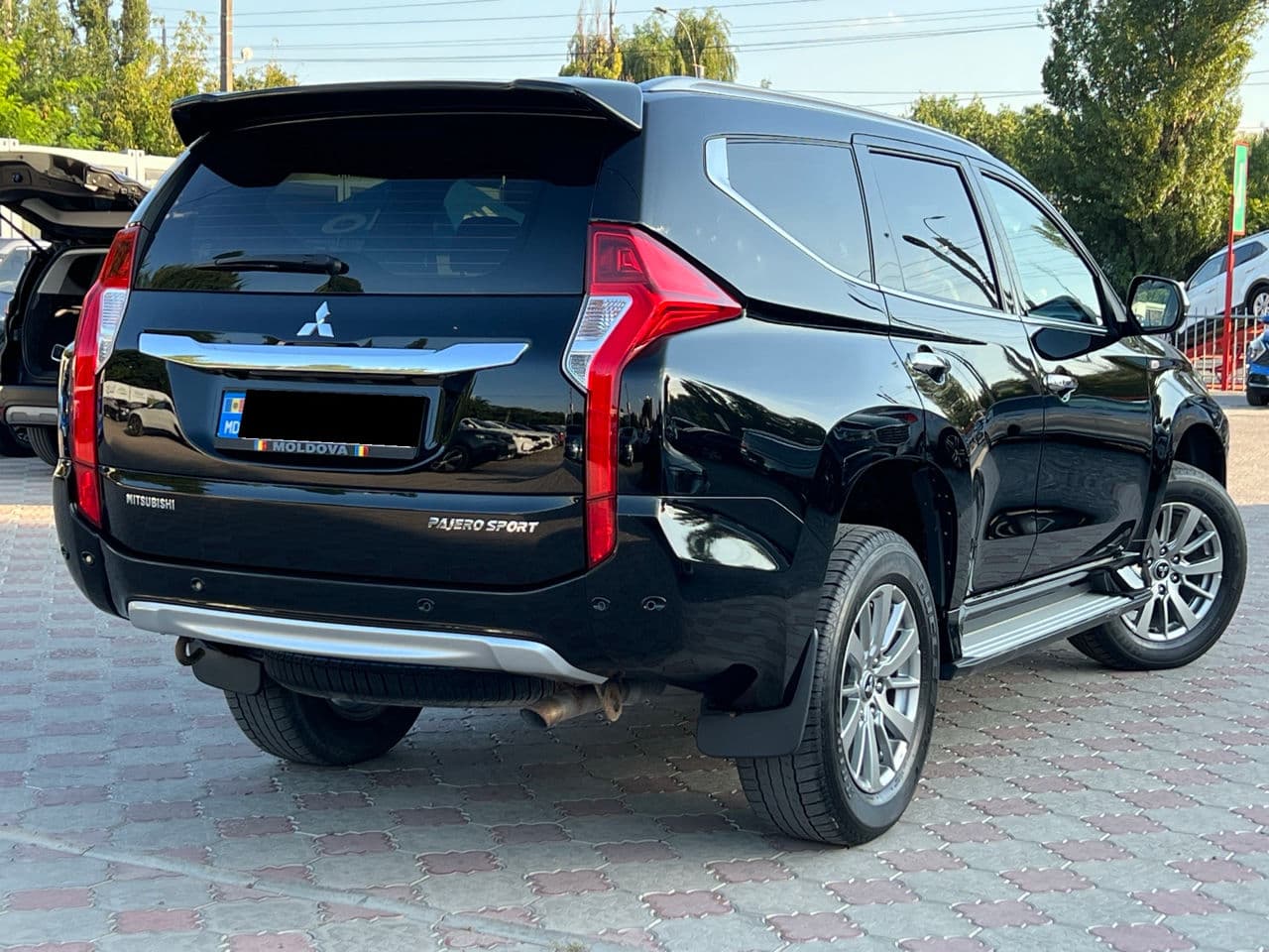Mitsubishi Pajero Sport 2016 — Миниатюра 3