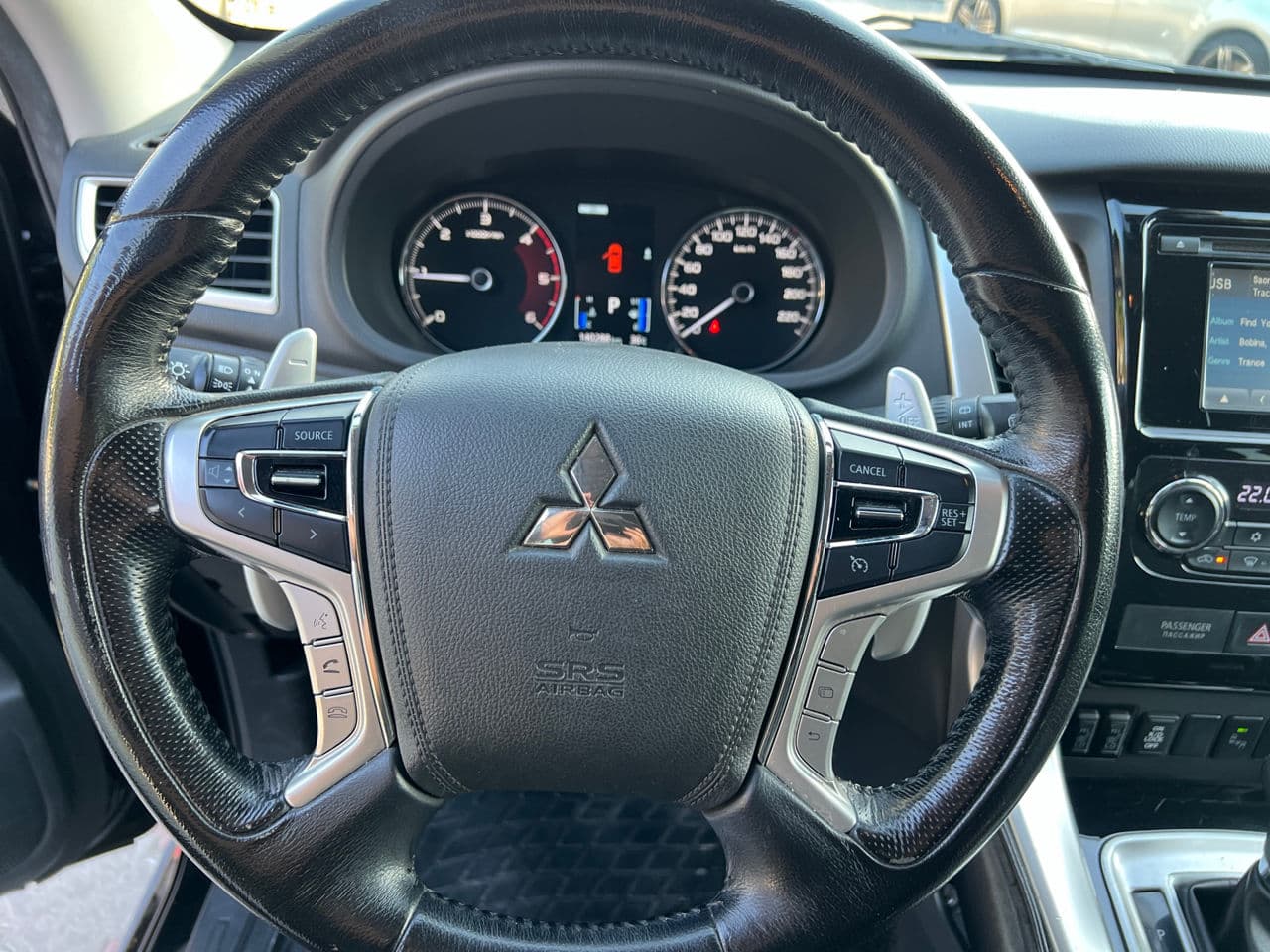Mitsubishi Pajero Sport 2016 — Миниатюра 11