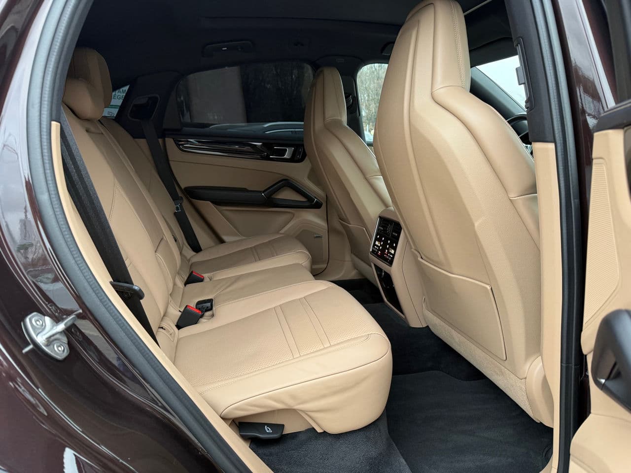 Porsche Cayenne Coupe 2021 — Миниатюра 22