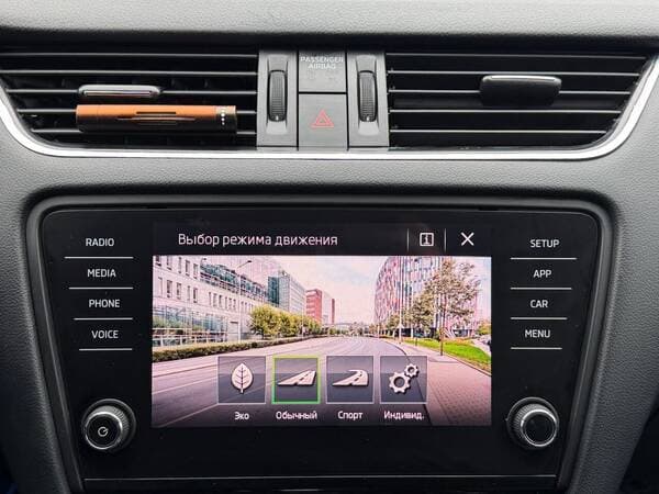 Skoda Octavia 2018 — Миниатюра 11