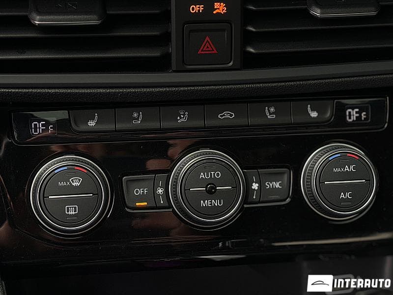 Volkswagen Jetta GLI 2019 — Миниатюра 15