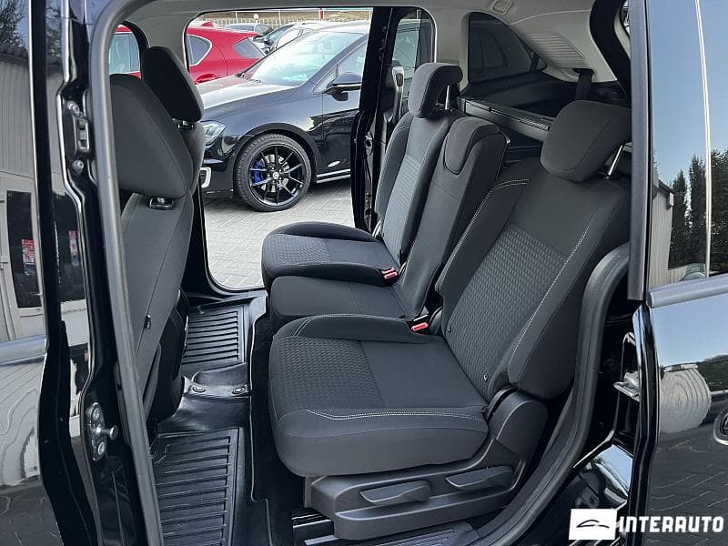 2017 Ford Grand C-MAX — Miniatură 8