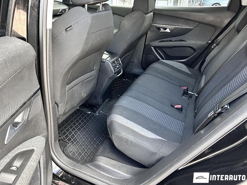 Peugeot 3008 2018 — Миниатюра 15