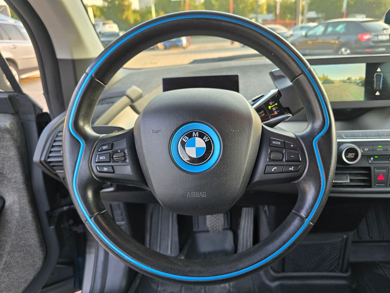BMW i3 2014 — Миниатюра 7