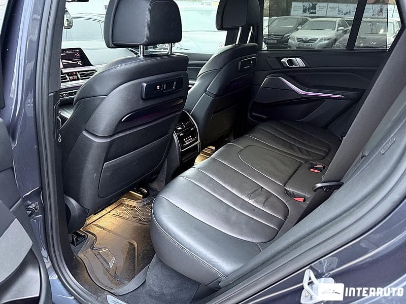 BMW X5 4.0i 2019 — Миниатюра 26