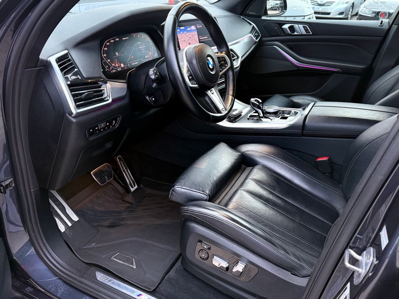 BMW X5 4.0i 2019 — Миниатюра 6