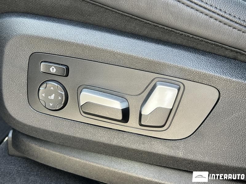 BMW X5 4.0i 2021 — Миниатюра 14