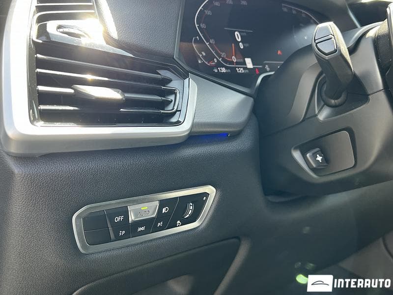 BMW X5 4.0i 2021 — Миниатюра 15