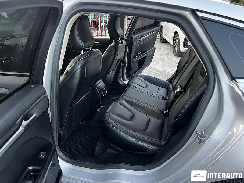 2018 Ford Fusion — Miniatură 6