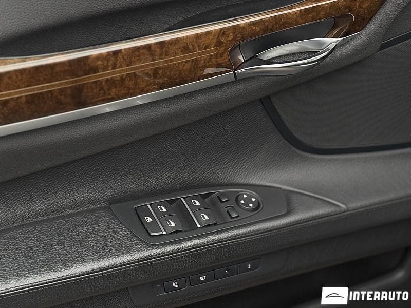 BMW 730 2014 — Миниатюра 9