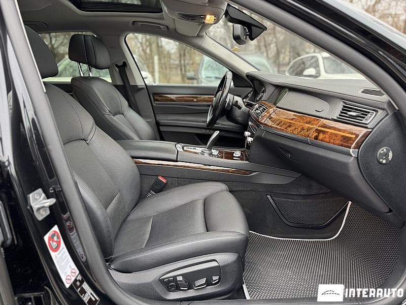 BMW 730 2014 — Миниатюра 24