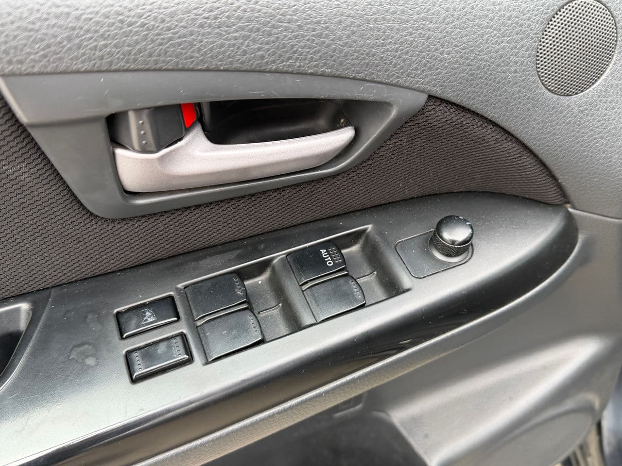 2010 Suzuki SX4 — Miniatură 6