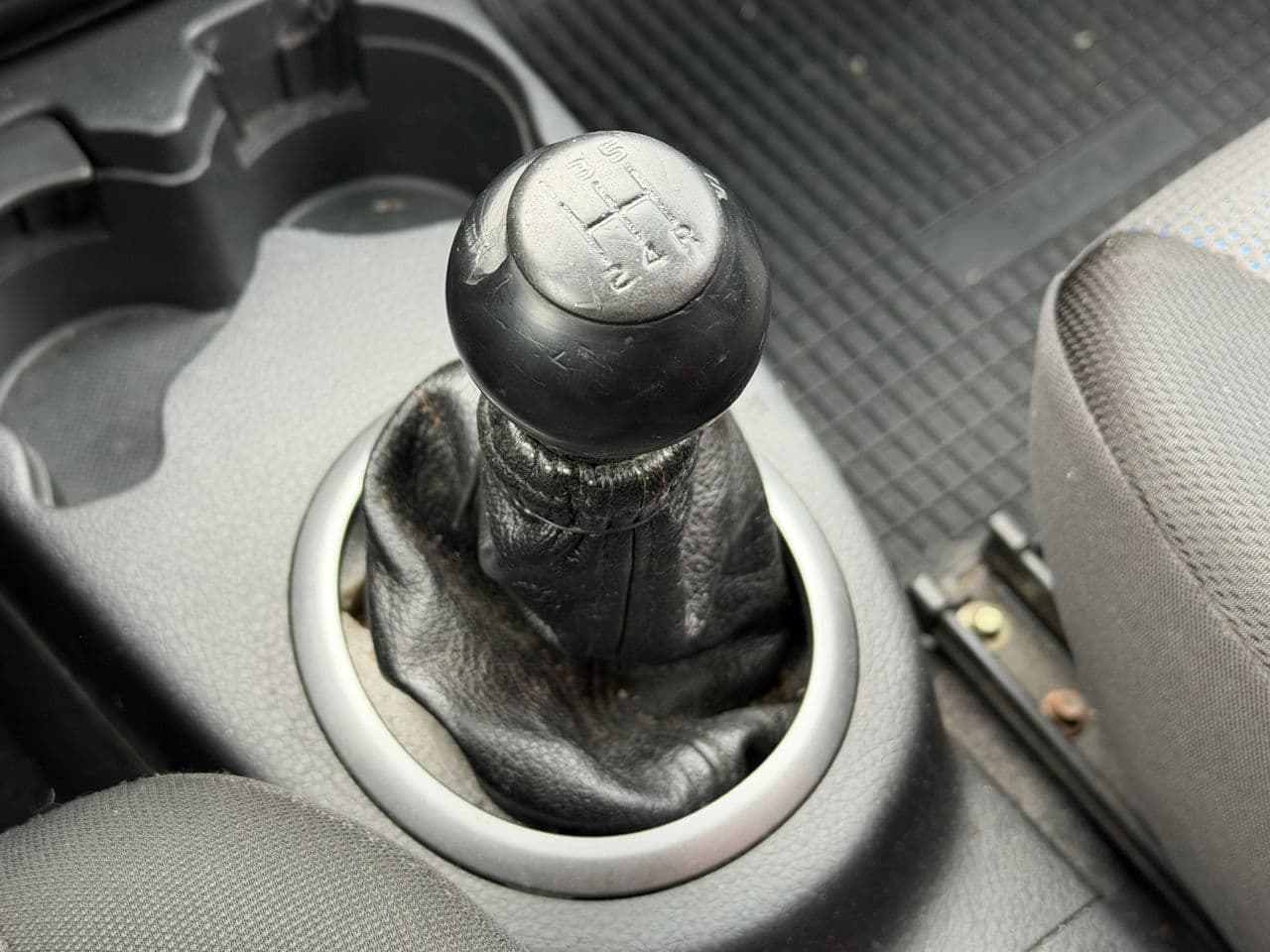 2010 Suzuki SX4 — Miniatură 13