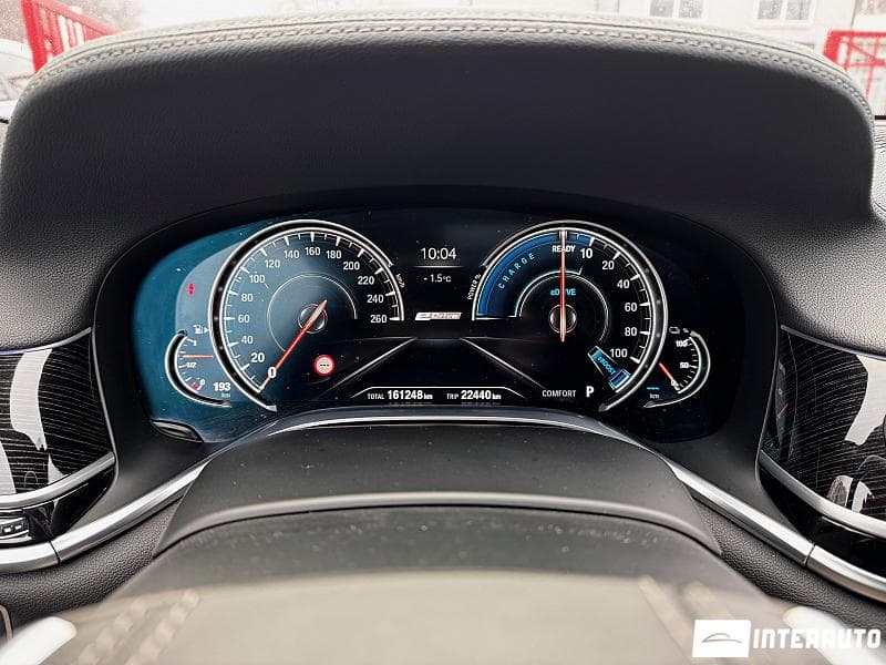 BMW 740e 2017 — Миниатюра 9