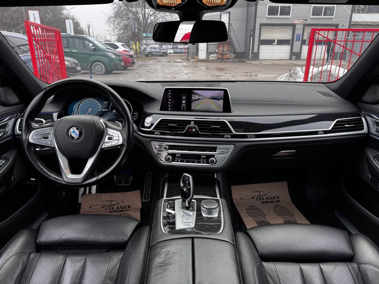 BMW 740e 2017 — Миниатюра 8