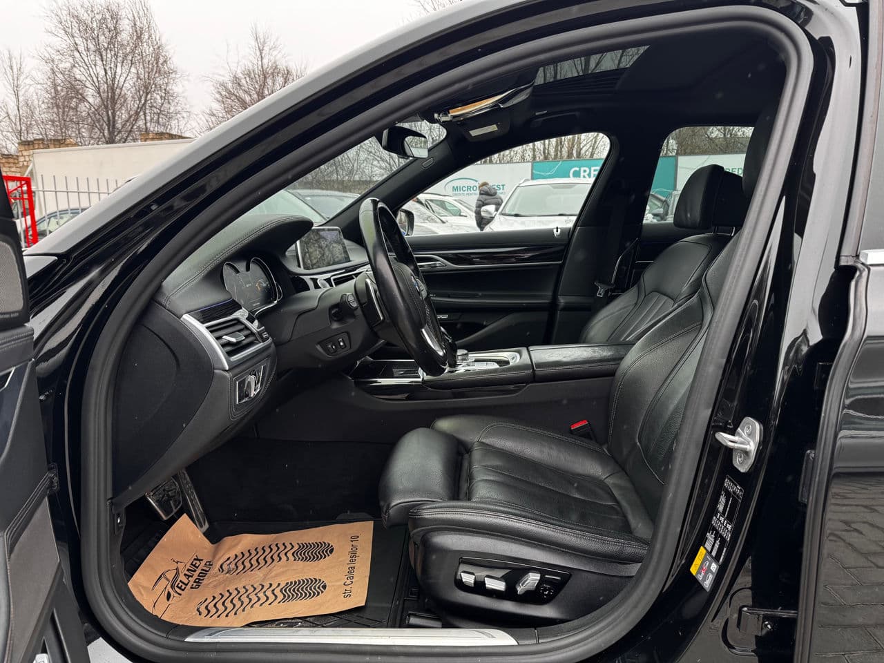 BMW 740e 2017 — Миниатюра 5