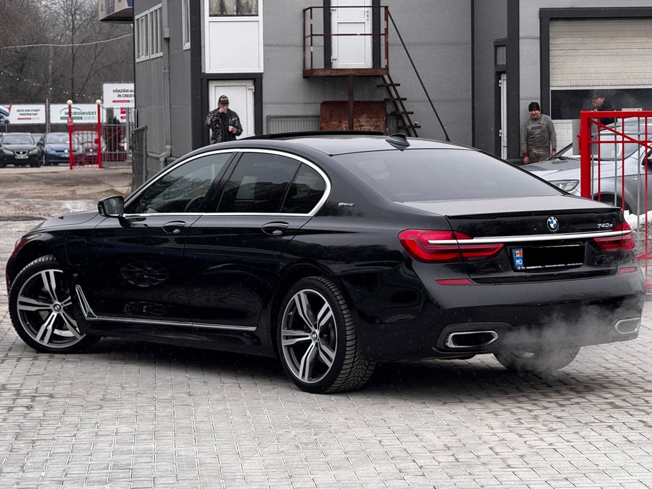 BMW 740e 2017 — Миниатюра 3