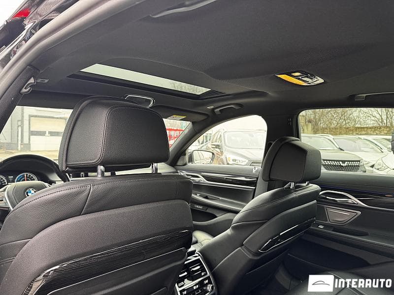 BMW 740e 2017 — Миниатюра 19