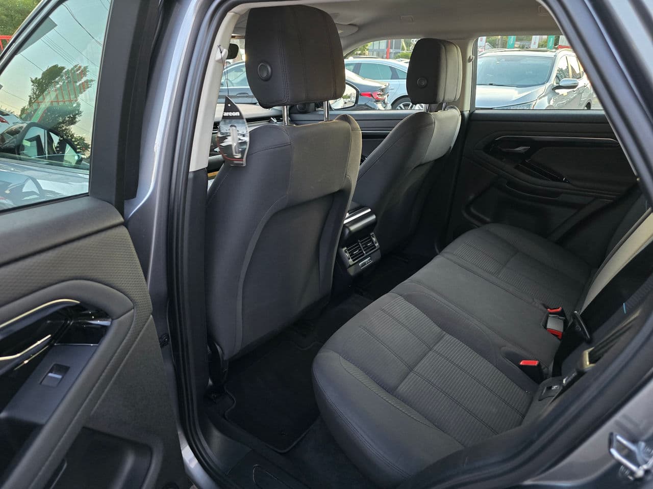 Land Rover Range Rover Evoque 2021 — Миниатюра 16