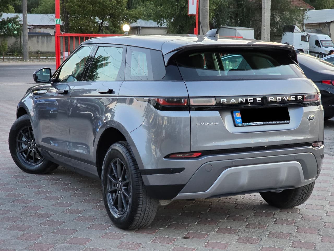 Land Rover Range Rover Evoque 2021 — Миниатюра 2
